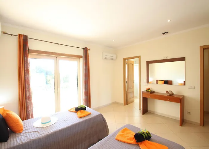 7 Yatak Odalı Villa